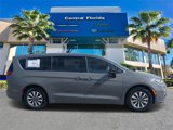 New 2025 Chrysler Pacifica Select image 4