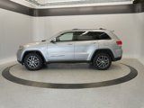 Used 2018 Jeep Grand Cherokee Limited image 2