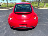 Used 2010 Volkswagen Beetle Coupe image 6