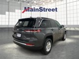 New 2025 Jeep Grand Cherokee Laredo image 5