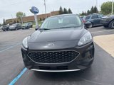 Used 2020 Ford Escape SE image 3