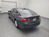 Used 2017 Chevrolet Malibu LT image 5