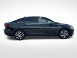 Used 2020 Volkswagen Jetta SEL Premium image 2