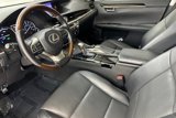 Used 2018 Lexus ES 300h image 4