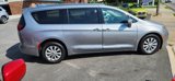 Used 2019 Chrysler Pacifica Touring-L image 4