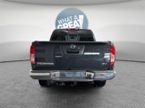Used 2015 Nissan Frontier SV image 4