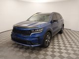 Used 2023 Kia Sorento S w/ Panoramic Sunroof Package image 2