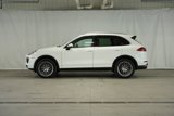 Used 2016 Porsche Cayenne image 2