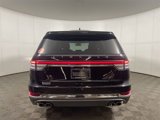 Certified 2022 Lincoln Aviator Reserve w/ Equipment Group 201A image 6