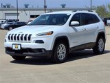 Used 2015 Jeep Cherokee Latitude w/ Comfort/Convenience Group image 2