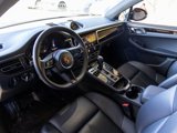 Certified 2025 Porsche Macan image 4