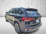 Used 2024 Volkswagen Taos SE image 3
