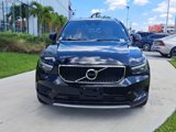 Used 2019 Volvo XC40 T5 Momentum image 2