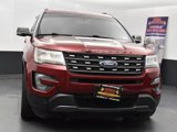 Used 2017 Ford Explorer XLT w/ Equipment Group 202A image 3