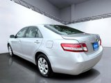 Used 2010 Toyota Camry LE image 4