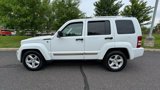 Used 2011 Jeep Liberty Limited image 3