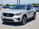 Used 2023 Volvo XC40 B5 Plus w/ Protection Package Premier image 3