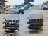 Used 2019 Jeep Cherokee Limited image 2