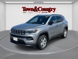 Certified 2023 Jeep Compass Latitude image 3