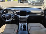 Used 2021 Ford Explorer XLT image 5