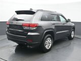 Used 2020 Jeep Grand Cherokee Laredo image 5