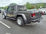 Used 2021 Jeep Gladiator Sport image 3