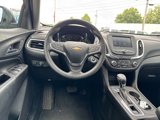 Used 2022 Chevrolet Equinox LT image 2