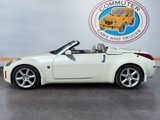 Used 2005 Nissan 350Z Touring image 2