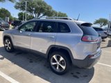 Used 2019 Jeep Cherokee Limited image 5