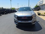 Used 2024 GMC Terrain SLE image 2