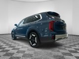 Used 2023 Kia Telluride S w/ S Sunroof Package image 3