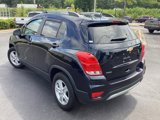 Used 2022 Chevrolet Trax LT w/ LT Convenience Package image 2
