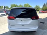 Used 2017 Chrysler Pacifica Touring-L w/ Tire & Wheel Group image 4