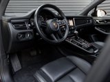 Certified 2023 Porsche Macan image 4