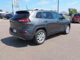 Used 2017 Jeep Cherokee Limited image 5