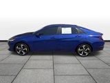 Used 2023 Hyundai Elantra SEL w/ Convenience Package image 2