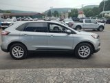 Used 2024 Ford Edge SEL image 3
