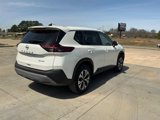 Used 2023 Nissan Rogue SV image 5