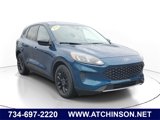 Used 2020 Ford Escape SE Sport image 2