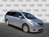 Used 2015 Toyota Sienna XLE image 2