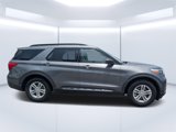 Used 2021 Ford Explorer XLT image 2