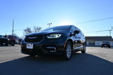 Certified 2023 Chrysler Pacifica Touring-L image 4
