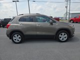 Used 2020 Chevrolet Trax LT w/ LT Convenience Package image 2