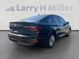 Used 2019 Volkswagen Jetta SE image 3