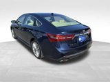 Used 2018 Toyota Avalon Limited image 3