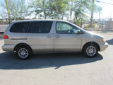Used 2000 Toyota Sienna CE image 3