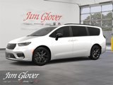 New 2025 Chrysler Pacifica Limited image 2