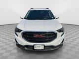 Used 2018 GMC Terrain SLE w/ Driver Convenience Package image 2