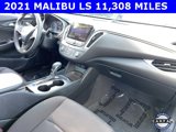 Used 2021 Chevrolet Malibu LS image 4