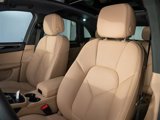 Used 2025 Porsche Macan image 5
